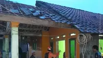 Angin Kencang Rusak 90 Rumah di Rumpin Bogor