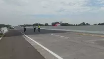 Polisi Rekonstruksi Kecelakaan Maut Rombongan Anggota DPR di Tol Paspro