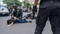 Batas Diskresi Polisi Menembak Pelaku Begal, Kapan Dibolehkan?