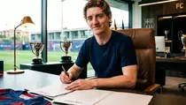 Anthony Gordon Resmi Berlabuh di Barcelona