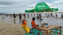 Libur Panjang Dongkrak Ekonomi Sawarna, Uang Beredar Rp 1 Miliar Per Hari