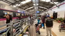 Libur Waisak, 12.041 Penumpang Padati Stasiun Pasar Turi Surabaya
