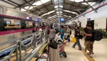 Arus Balik Membeludak, 7.511 Penumpang Tiba di Stasiun Pasar Turi
