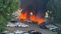 20 Mobil Listrik Geely Galaxy A7 Ludes Terbakar Akibat Serbuk Kayu