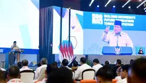 Berkelakar di Acara BGN, Prabowo: Jaksa Agung Lagi Diwaspadai!