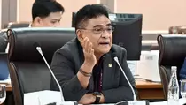 DPR Minta Reformasi Imigrasi Seusai Silmy Karim Jadi Tersangka