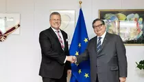 Percepat Ratifikasi IEU-CEPA, Menko Airlangga Targetkan Implementasi di Awal 2027