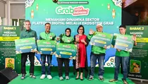 Grab Berangkatkan 105 Mitra Pengemudi Umrah Gratis lewat BERKAH 2026