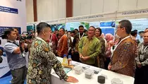 Menteri Lingkungan Hidup Soroti Inisiatif Pengelolaan Sampah Plastik Chandra Asri Group di Invirotech 2026