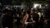 Bikin Resah, Pria Mabuk Bawa Golok di GDC Depok Dibekuk Polisi