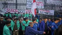 Isu Politik-Hukum Terkini: Demo Mahasiswa hingga Insiden Diskusi UGM
