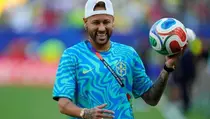 Neymar Kembali Berlatih, tetapi Masih Diragukan Tampil Lawan Haiti