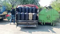 Geram Solar Langka, Warga Demak Adang Pikap Berisi 2 Ton BBM Subsidi