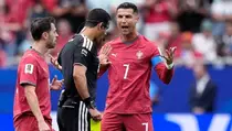Thierry Henry Kritik Ronaldo: Tim yang Harus Cetak Gol, Bukan Anda