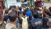 Soroti Program MBG, Aliansi Mahasiswa Untika Demo di DPRD Banggai