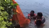 Pemuda Surabaya Ditemukan Tewas Mengapung di Sungai Kalimas