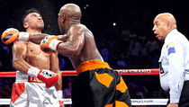Kurangi Hukuman, Mayweather Setuju Akui Bersalah