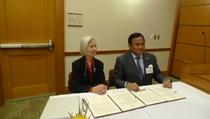 Keluarga Gobel Danai Harvard