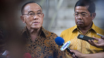 ARB: Hanya Hukum yang Selesaikan Golkar