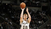 Spurs Kontrak Pemain Veteran