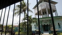 Kejaksaan Bebaskan Karyawan Chevron dari Sel Tahanan