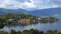 Ratusan Ton Ikan Mati di Danau Toba Diselidiki