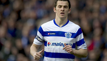 QPR Unggul Tipis Atas Persebaya