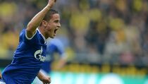 Schalke Ingin Afellay Bertahan Lebih Lama