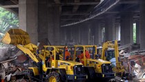 Awal April, Penghuni Kolong Tol Diberi Peringatan Terakhir