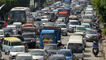 Kecele, Pemudik Masih Terjebak Macet Belasan Jam
