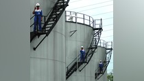 Gandeng Hoegh LNG dan Rekin, PGN Siap Garap FSRU di Lampung