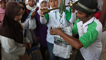 UU LKM dan UU Koperasi Harus Diuji Materiil