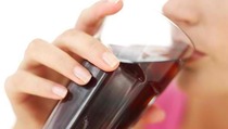 Minuman Bersoda Tingkatkan Risiko Stroke pada Perempuan
