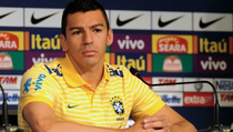 Selangkah Lagi Juve Dapatkan Lucio