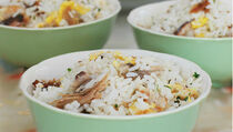 Nasi Goreng Gugah Selera Masyarakat Serbia