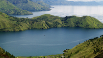 Jokowi: Pariwisata Danau Toba Harus Berdampak pada UMKM