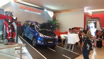 Mandiri Group Layani Transaksi Keuangan di GIIAS 2016