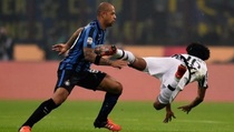 Gelandang Inter Diganjar Tiga Kali Larangan Tampil
