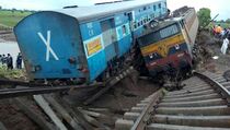 Gerbong Kereta Tergelincir di India, 39 Orang Luka