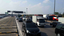 Volume Kendaraan di Gerbang Tol Cikarang Utama Naik 12,87 Persen