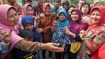 Pilwakot Surabaya, Exit Poll: Risma-Whisnu Raih 81%