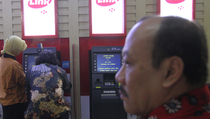 Cek Saldo dan Tarik Tunai di ATM Link Kena Biaya, Ini Alasannya
