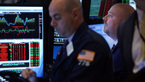 IBM Bersinar, Indeks DJIA Tembus Level 23.000