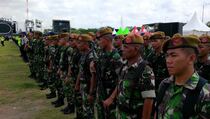  Pasukan Gabungan Apel di Lapangan Carnaval