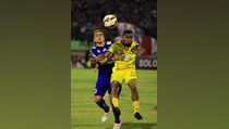 Titus Bonai Siap Pimpin Sriwijaya FC Lakoni Final Piala Presiden