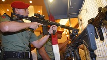 Dirut Pindad Akui Banyak Broker dalam Industri Persenjataan