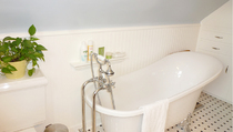 2016, Momentum Bathtub Bergaya Vintage