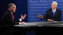 Kaine Ulang Kesuksesan Hillary di Debat Capres