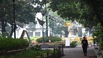 Semrawut, Taman Suropati Bakal Ditertibkan