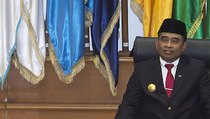 Pemprov DKI Bagikan Puluhan Ribu Air Mineral